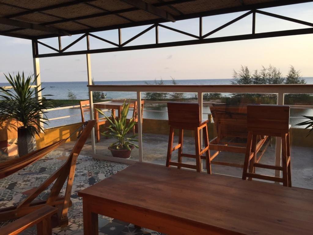 The River Mouth Phu Quoc Exterior photo